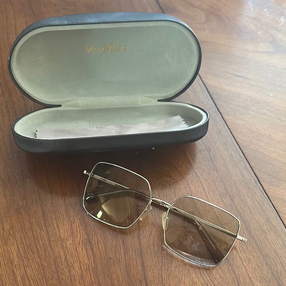 MaxMara Accessories - MaxMara gold square sunglasses + case